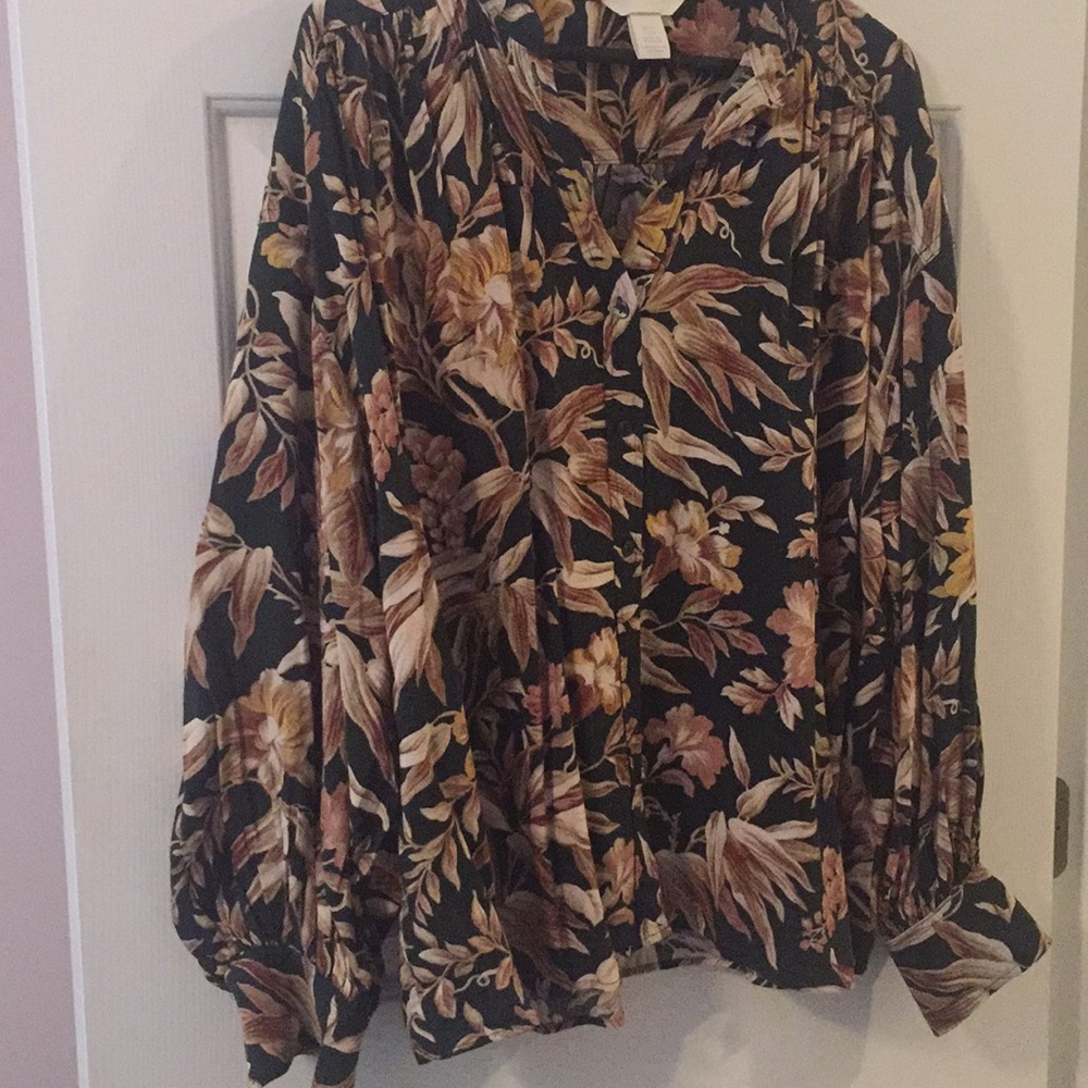 Floral printed blouse
